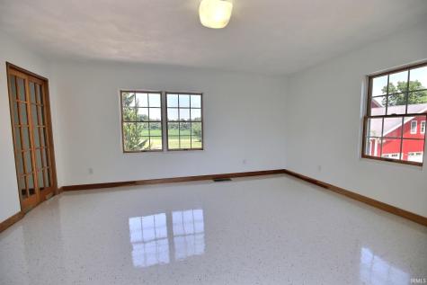11378 S State Road Lafontaine IN 46940