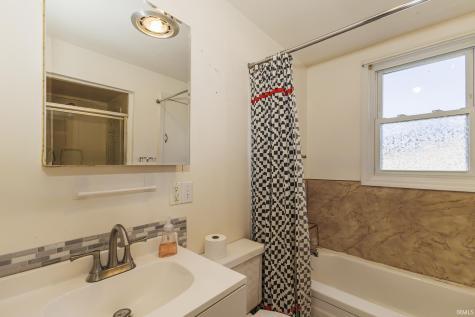 418 E Streeter Avenue Muncie IN 47303