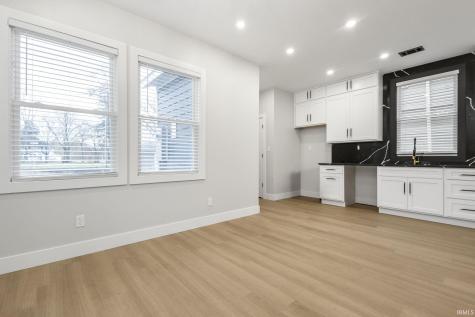 536 Blaine Avenue South Bend IN 46616