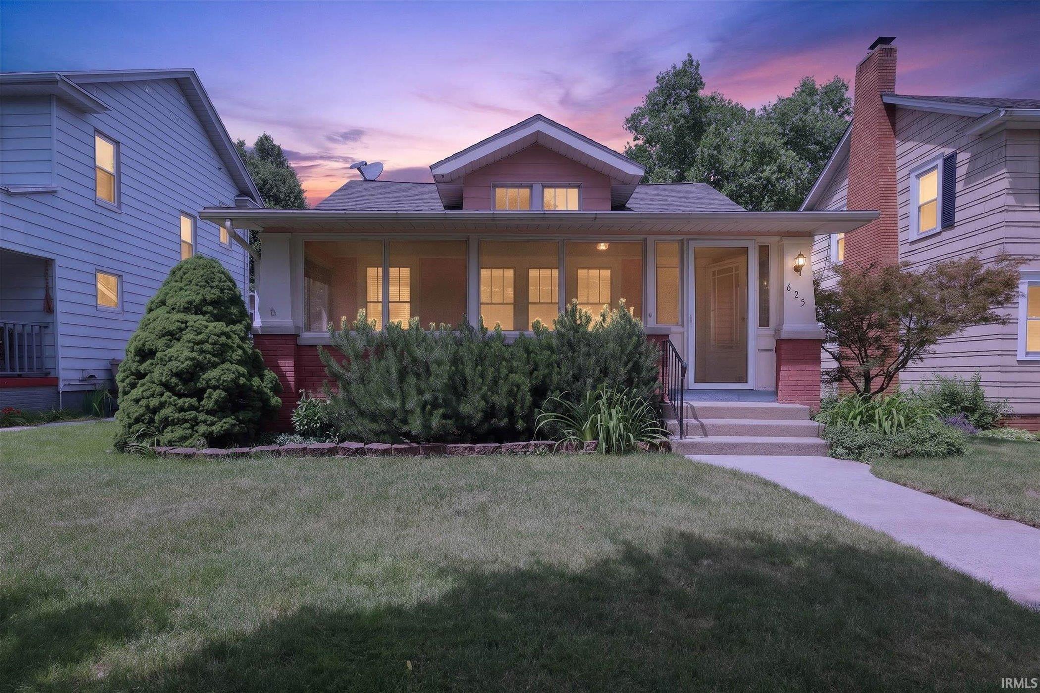 625 E Eckman Street South Bend IN 46614