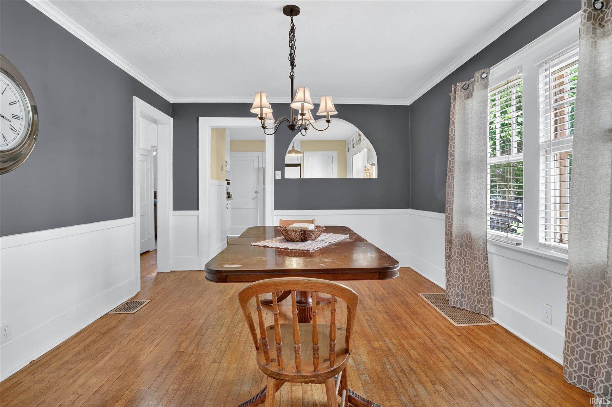625 E Eckman Street South Bend IN 46614