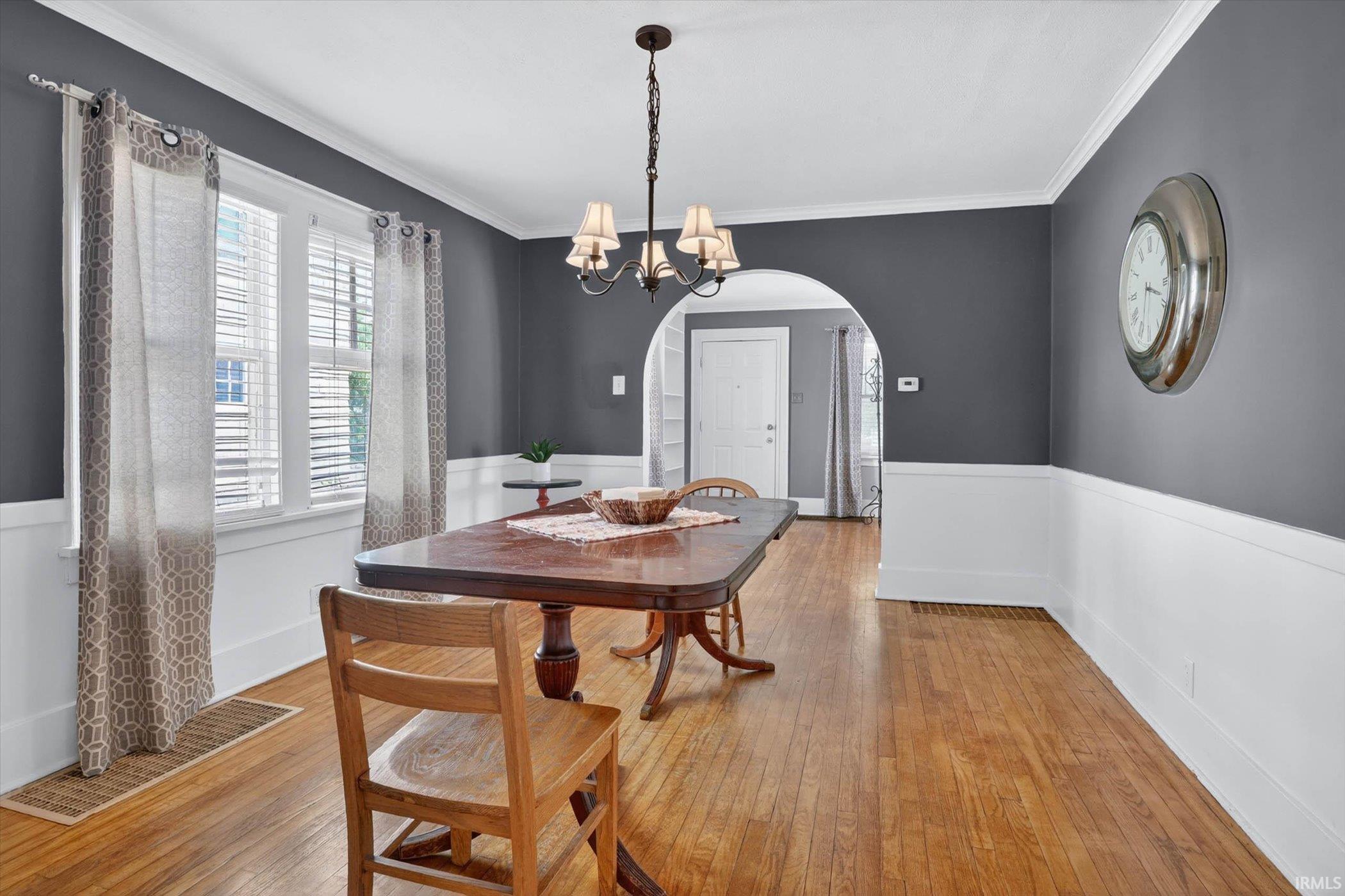 625 E Eckman Street South Bend IN 46614