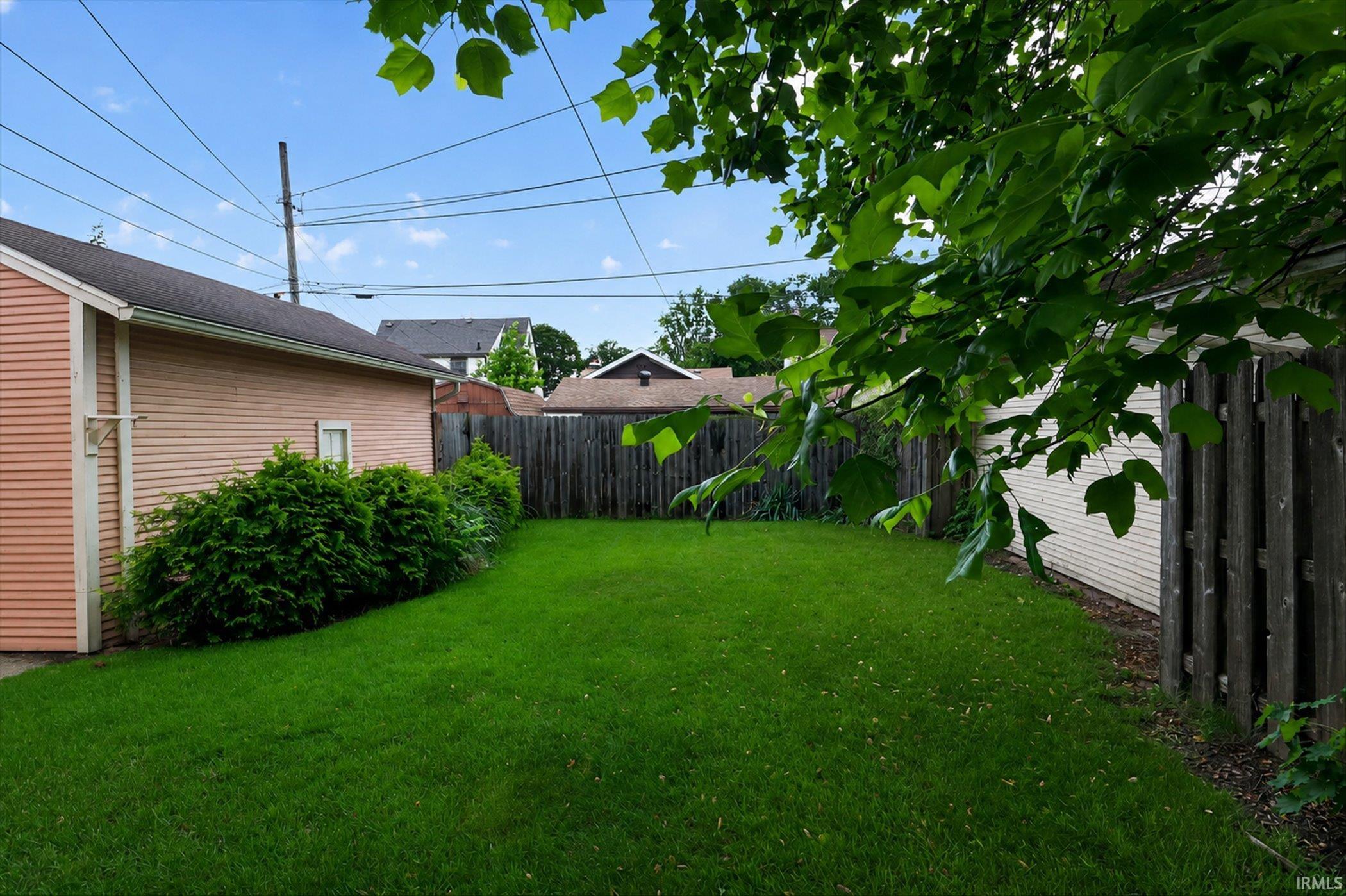 625 E Eckman Street South Bend IN 46614