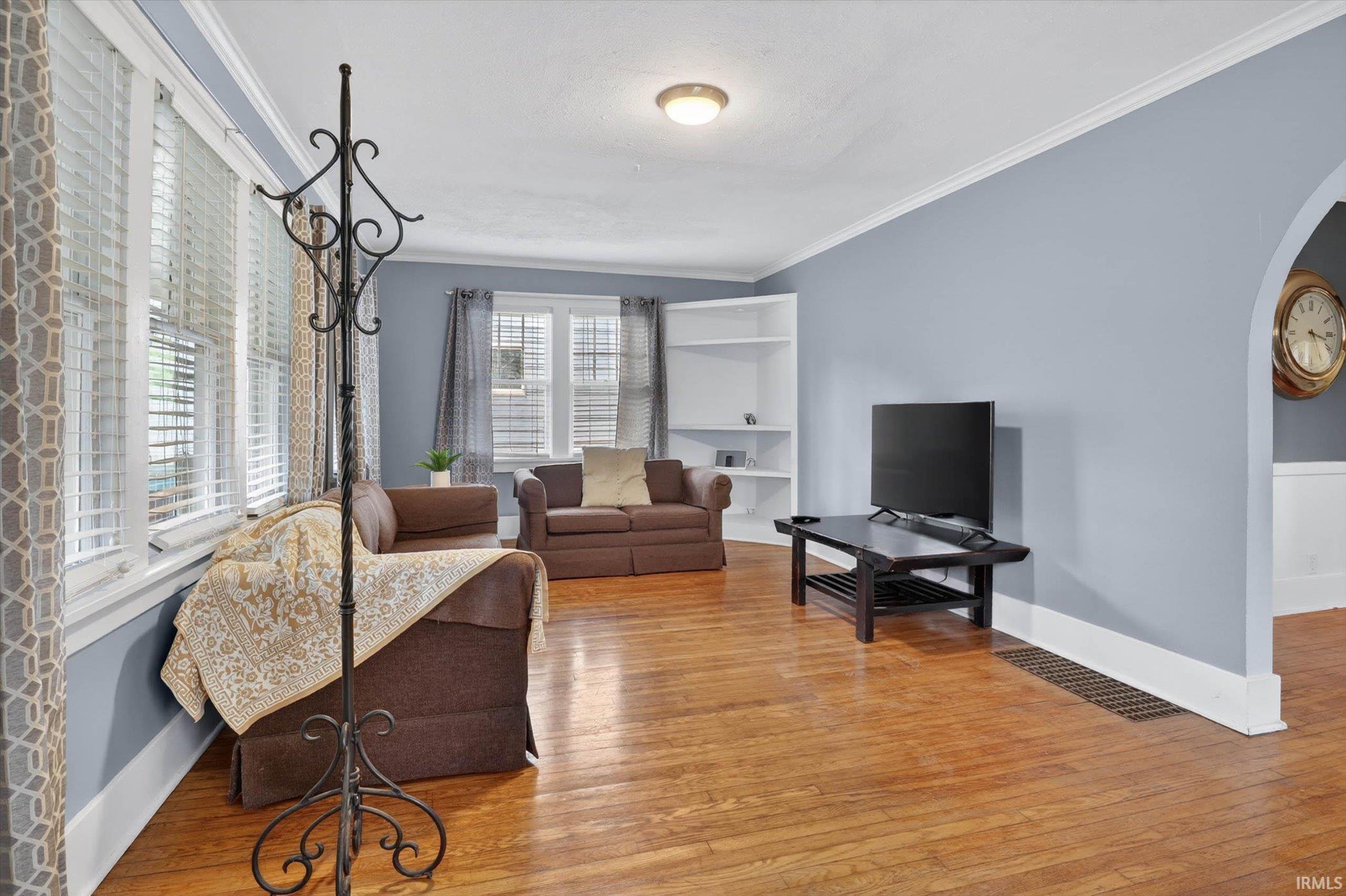 625 E Eckman Street South Bend IN 46614