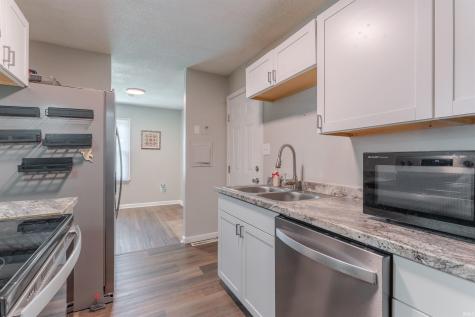 3014 Sweetser Avenue Evansville IN 47714