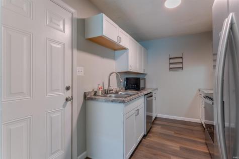 3014 Sweetser Avenue Evansville IN 47714