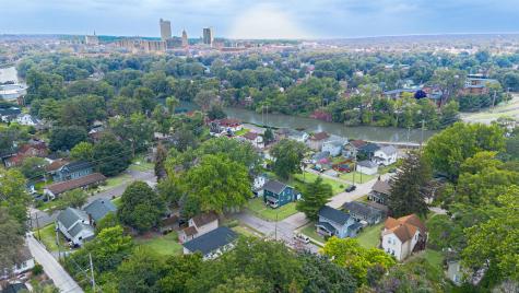 915 Delaware Boulevard Fort Wayne IN 46805