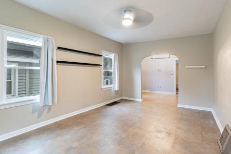 915 Delaware Boulevard Fort Wayne IN 46805
