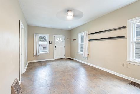 915 Delaware Boulevard Fort Wayne IN 46805