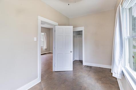 915 Delaware Boulevard Fort Wayne IN 46805