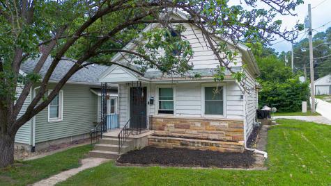 915 Delaware Boulevard Fort Wayne IN 46805