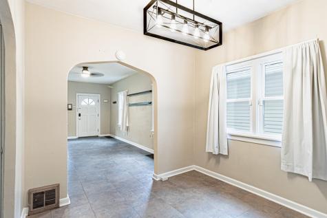 915 Delaware Boulevard Fort Wayne IN 46805
