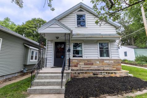 915 Delaware Boulevard Fort Wayne IN 46805