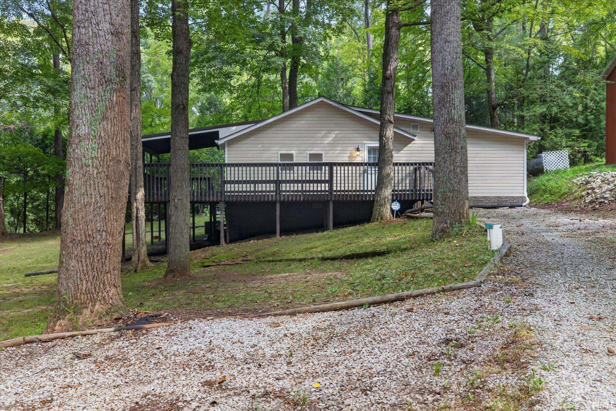 1365 Lakeside Drive Spencer IN 47460