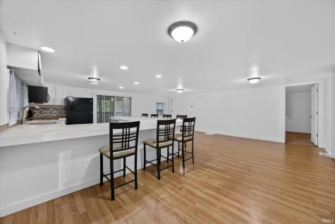 1365 Lakeside Drive Spencer IN 47460
