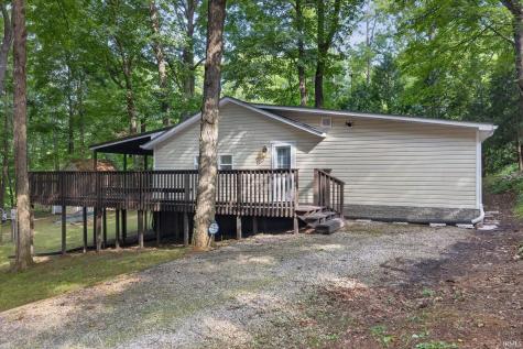 1365 Lakeside Drive Spencer IN 47460