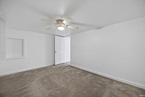 1365 Lakeside Drive Spencer IN 47460