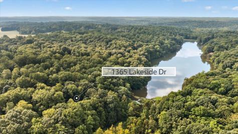 1365 Lakeside Drive Spencer IN 47460