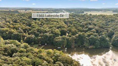 1365 Lakeside Drive Spencer IN 47460
