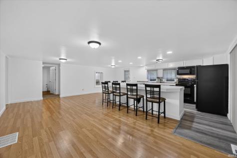 1365 Lakeside Drive Spencer IN 47460