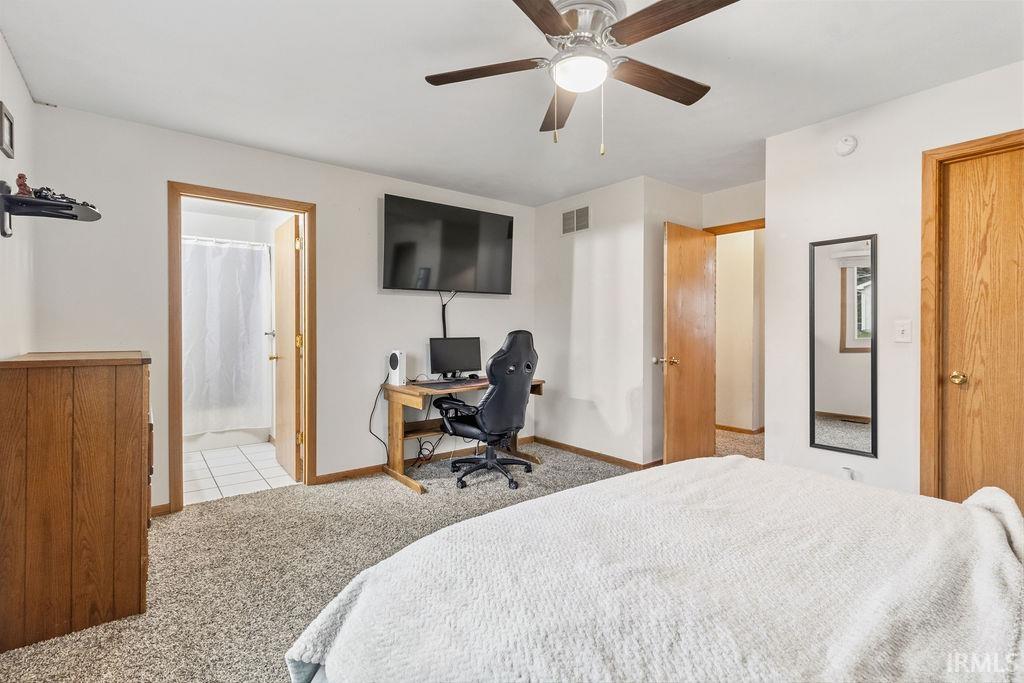2804 E Lapoint Drive Milford IN 46542