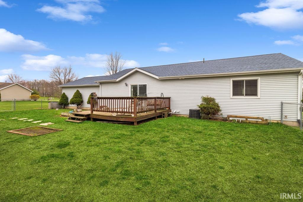 2804 E Lapoint Drive Milford IN 46542