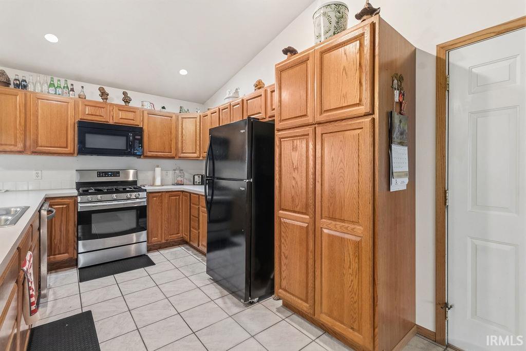 2804 E Lapoint Drive Milford IN 46542