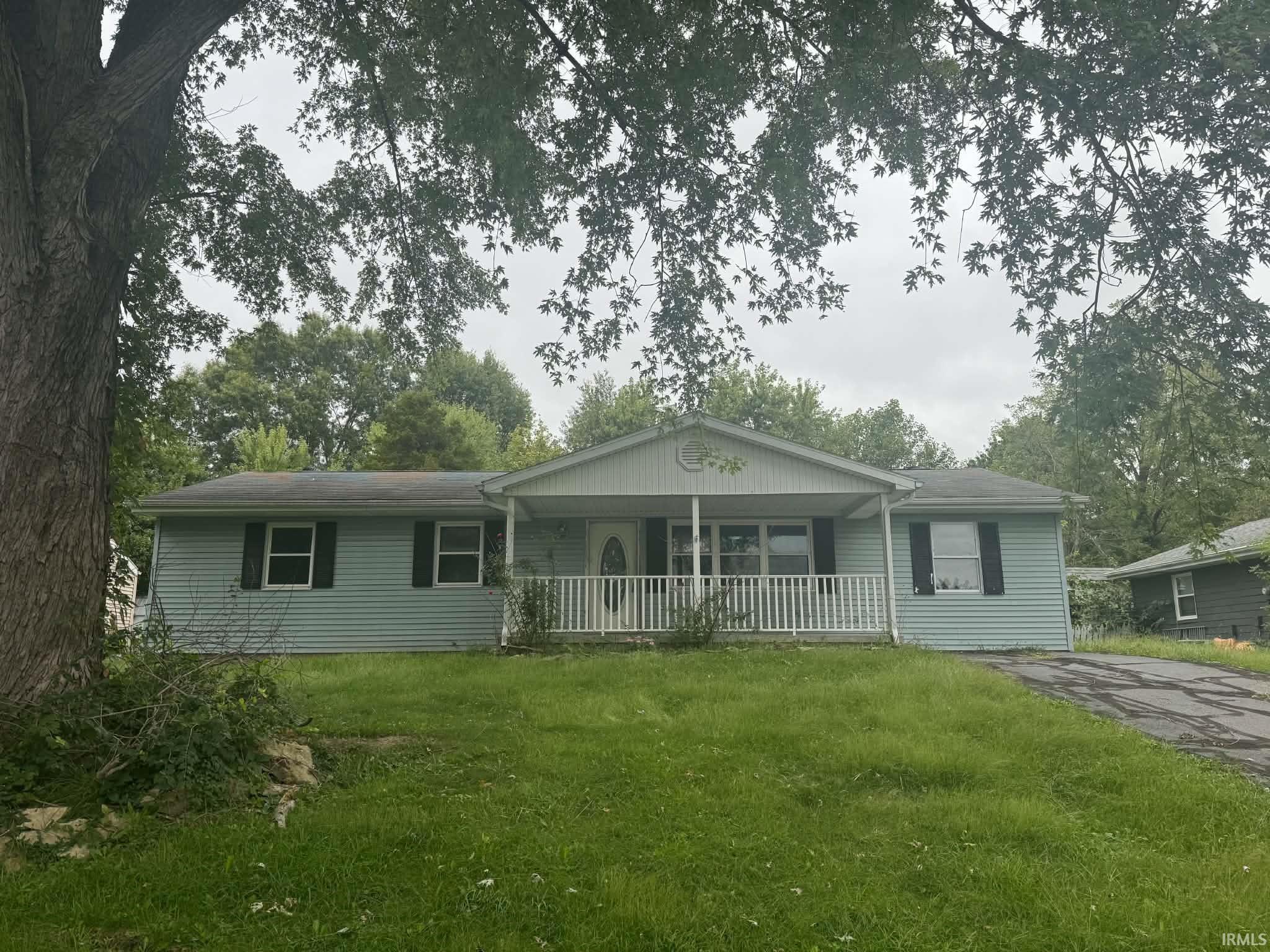 532 Pilgrim Way Salem IN 47167