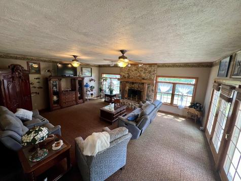 17235 Tomahawk Trail Plymouth IN 46563