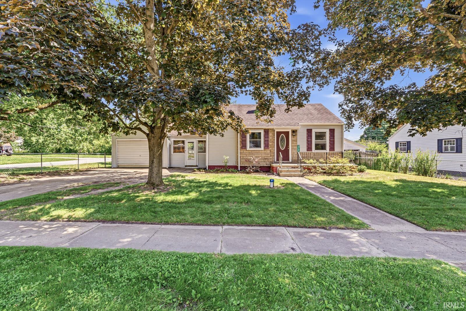 19732 Lucinda Street South Bend IN 46614