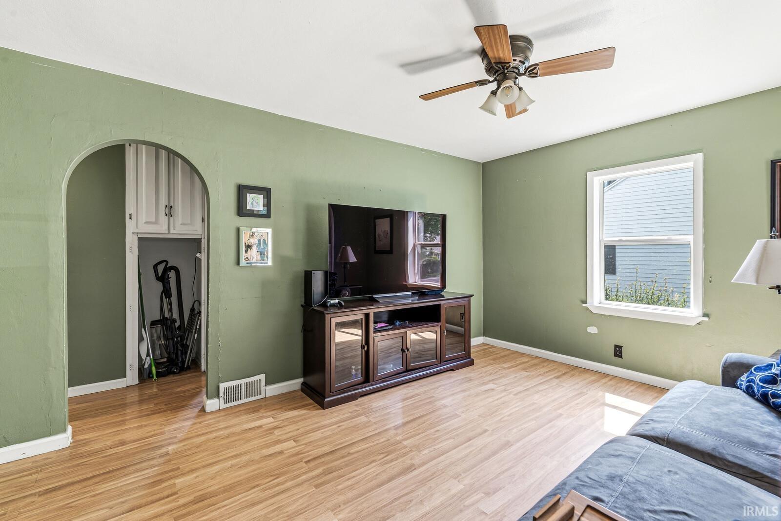 19732 Lucinda Street South Bend IN 46614