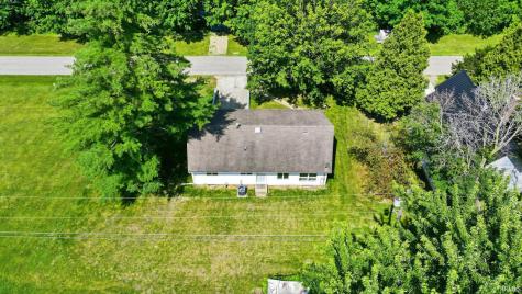 11179 N Wawasee Circle E Circle Cromwell IN 46732