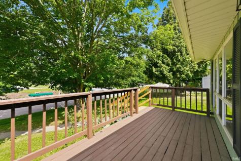 11179 N Wawasee Circle E Circle Cromwell IN 46732