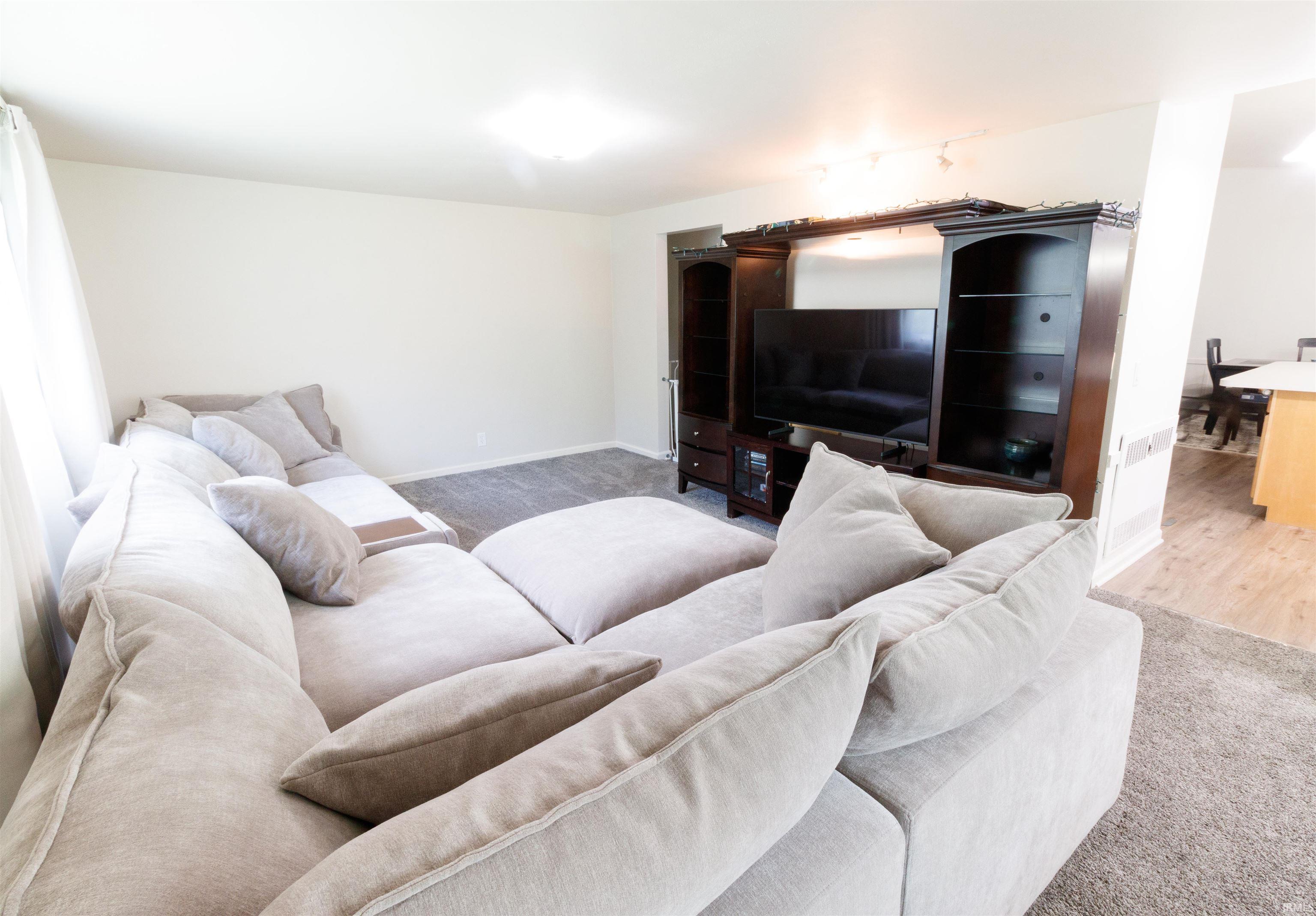 52846 Swanson Drive South Bend IN 46635