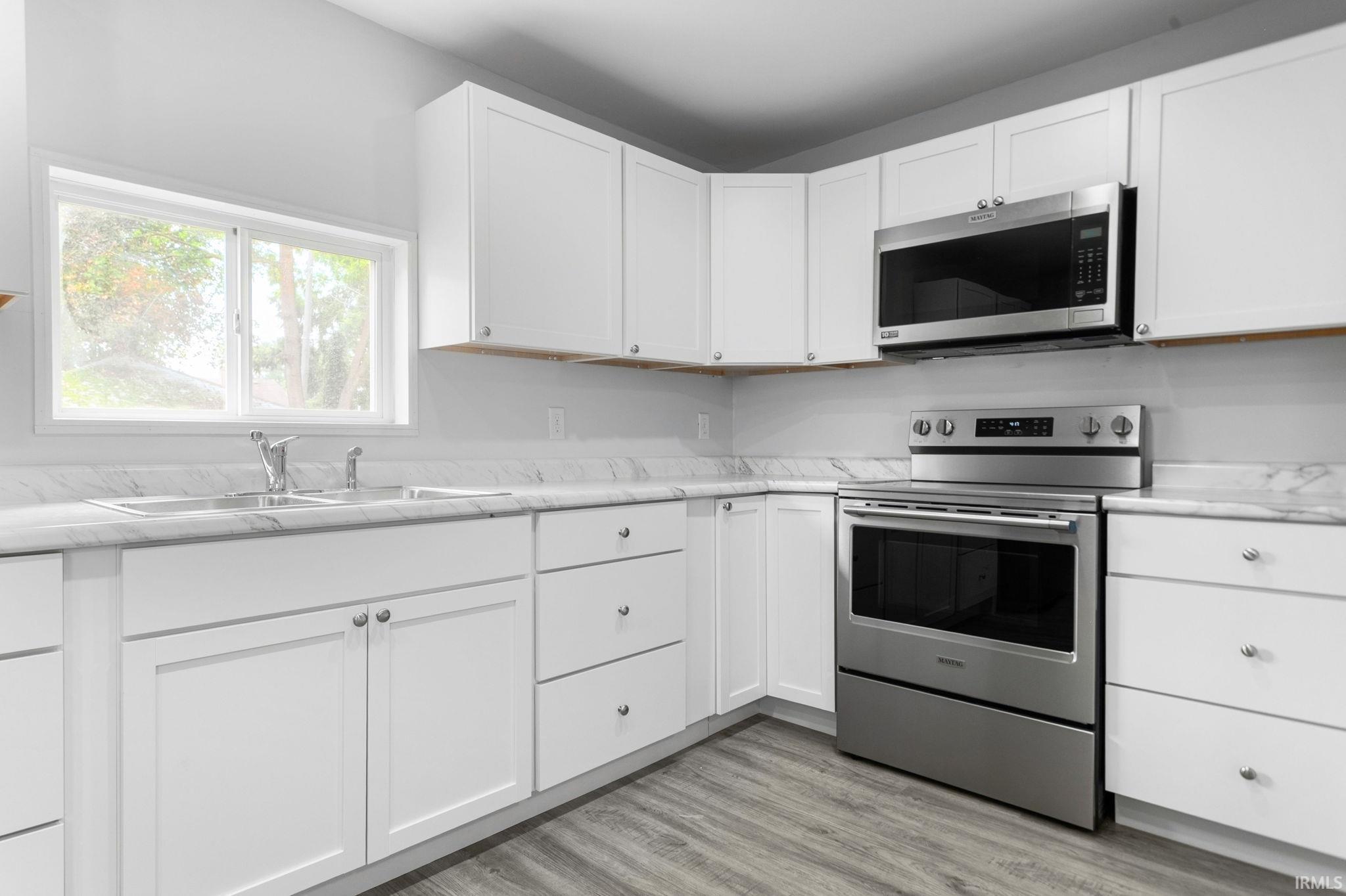1046 Lawndale Avenue South Bend IN 46628