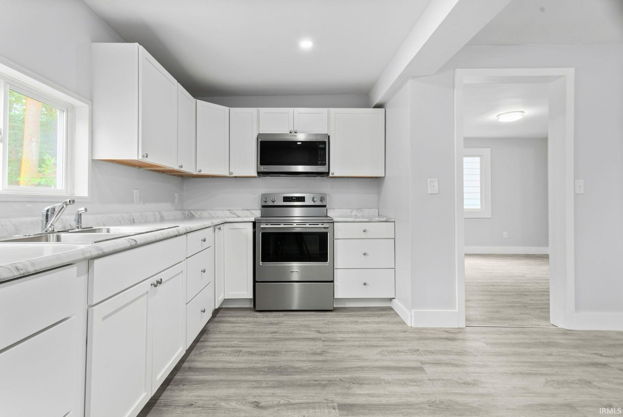 1046 Lawndale Avenue South Bend IN 46628