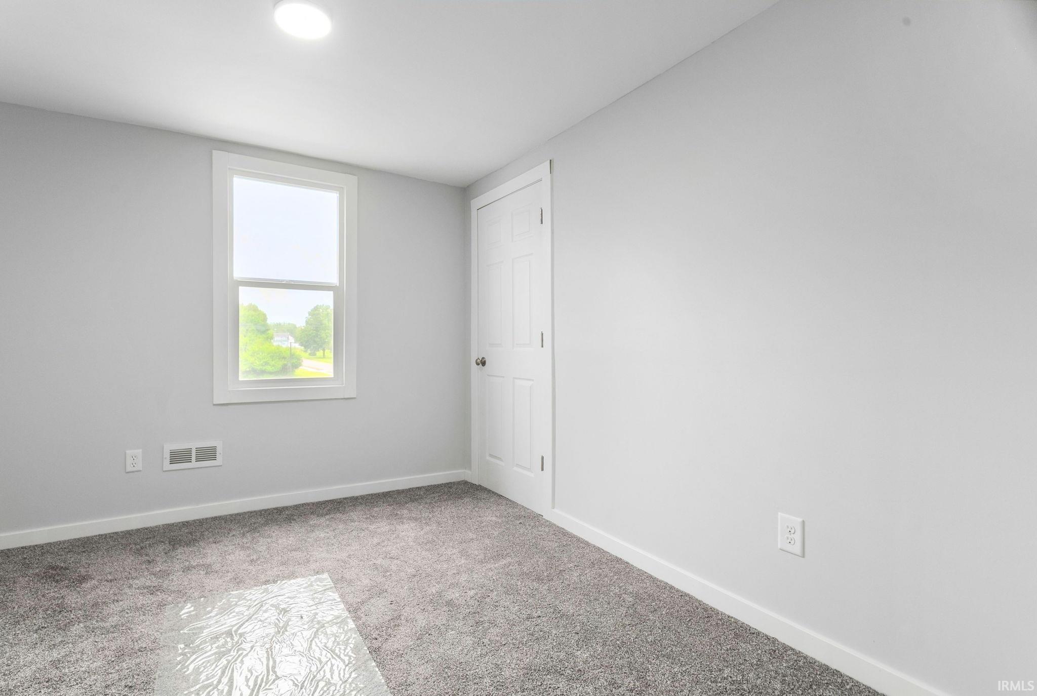 1046 Lawndale Avenue South Bend IN 46628