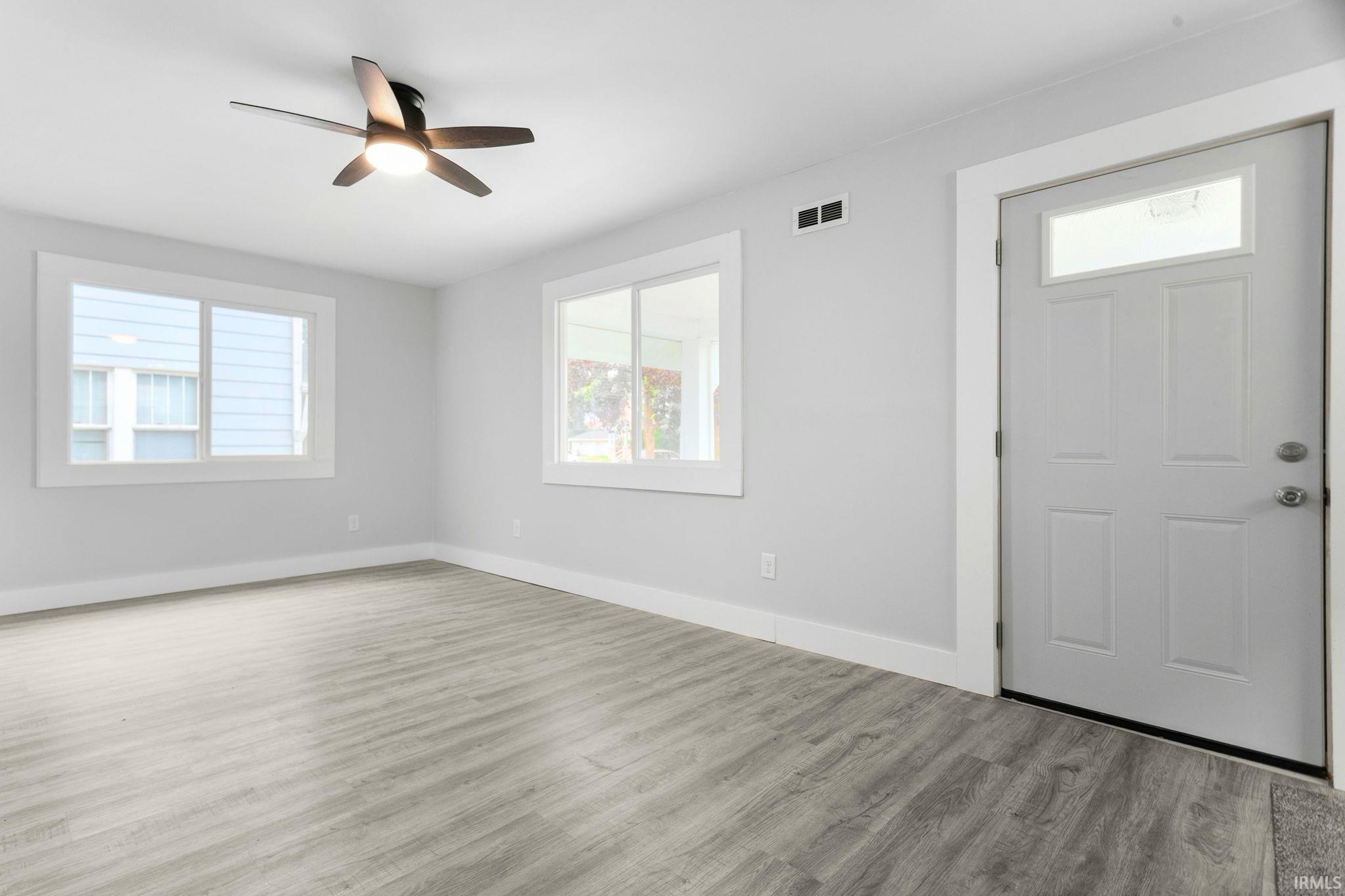 1046 Lawndale Avenue South Bend IN 46628