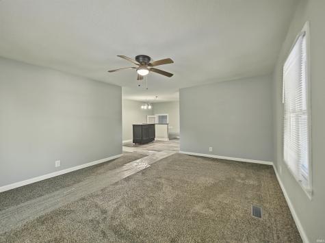 8627 New Harmony Road Evansville IN 47720