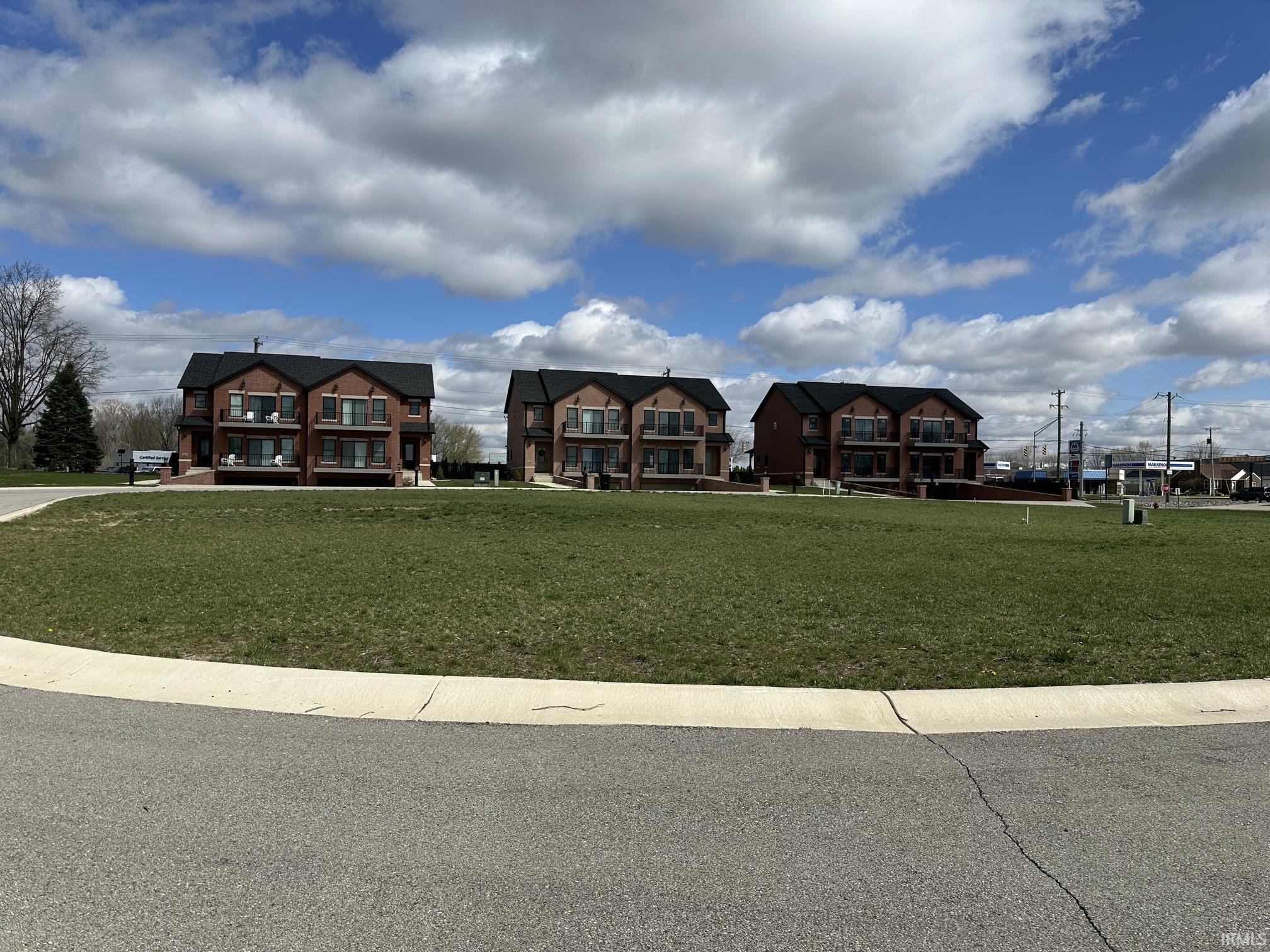 1612 North Shore Drive Rochester IN 46975