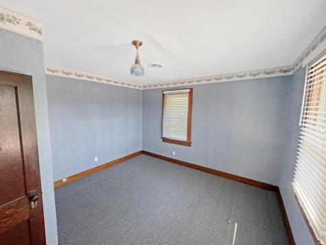 2003 F Street Bedford IN 47421