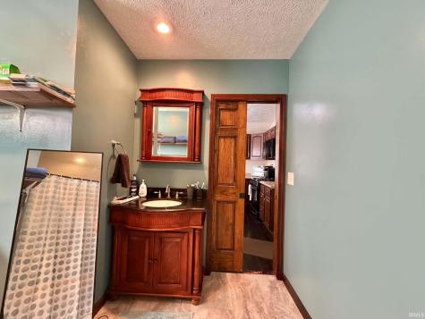 226 E South Street Yeoman IN 47997