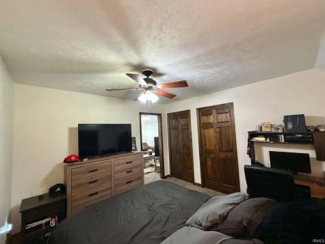 226 E South Street Yeoman IN 47997