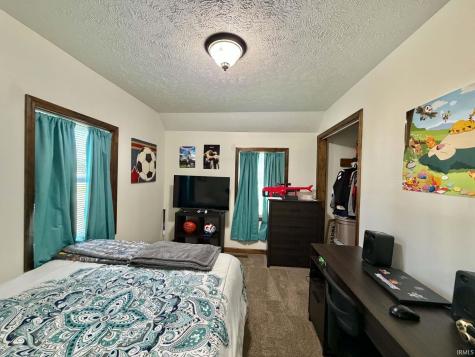 226 E South Street Yeoman IN 47997