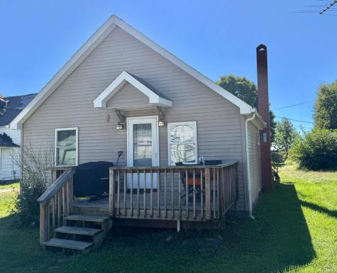 226 E South Street Yeoman IN 47997