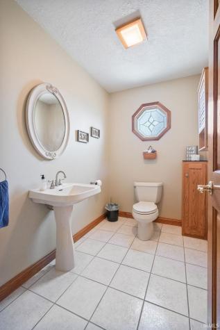 178 N 300 West Kokomo IN 46901