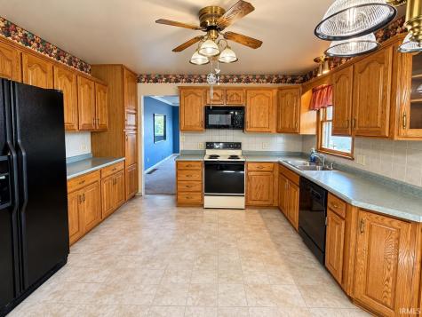 4024 N West Shafer Drive Monticello IN 47960
