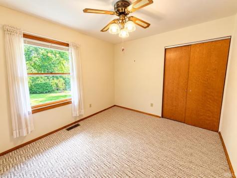 4024 N West Shafer Drive Monticello IN 47960