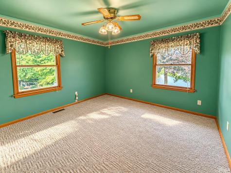 4024 N West Shafer Drive Monticello IN 47960
