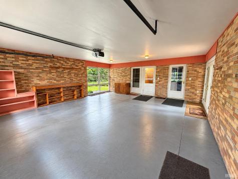 4024 N West Shafer Drive Monticello IN 47960
